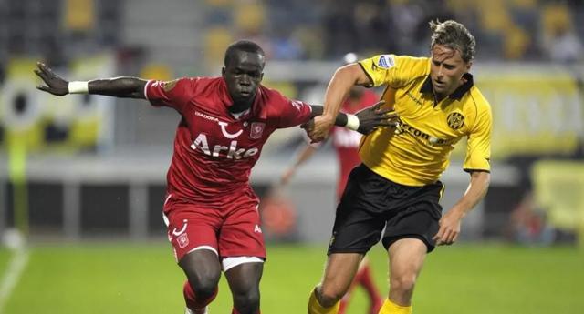 激烈赛季中 激烈赛季中