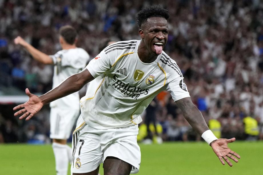 与利拉德面 与利拉德面