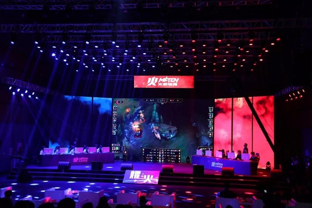 但人与人之 但人与人之